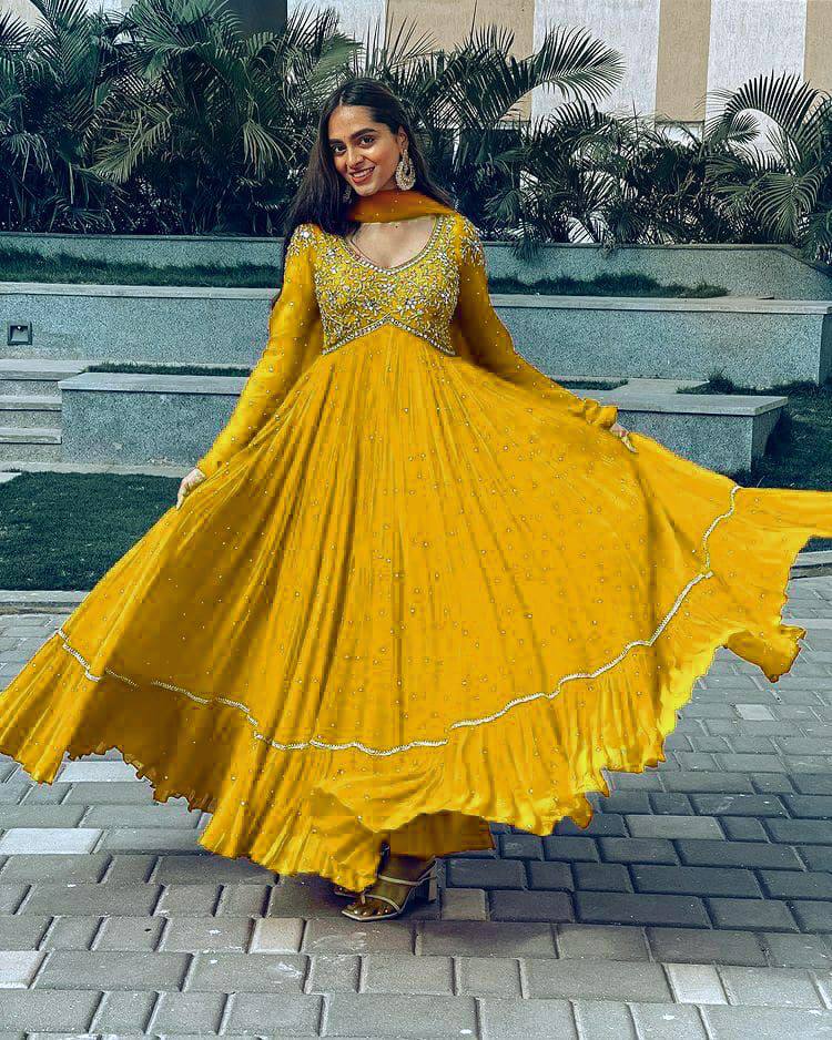 Beautiful Festival Wear Anarkali Wear Salwar Gown Designs