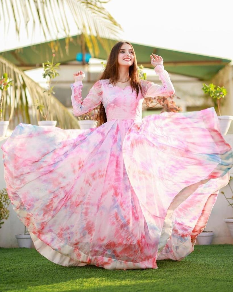 Latest Trendy Designers Pink Color Gown Designs For Girls