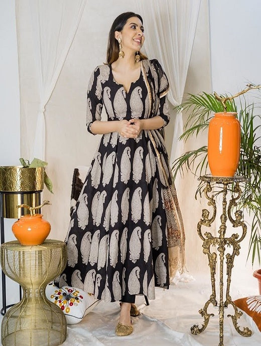 Digital Printed Black Color Gown Type Salwar Kameez With Full Stich Plazoo